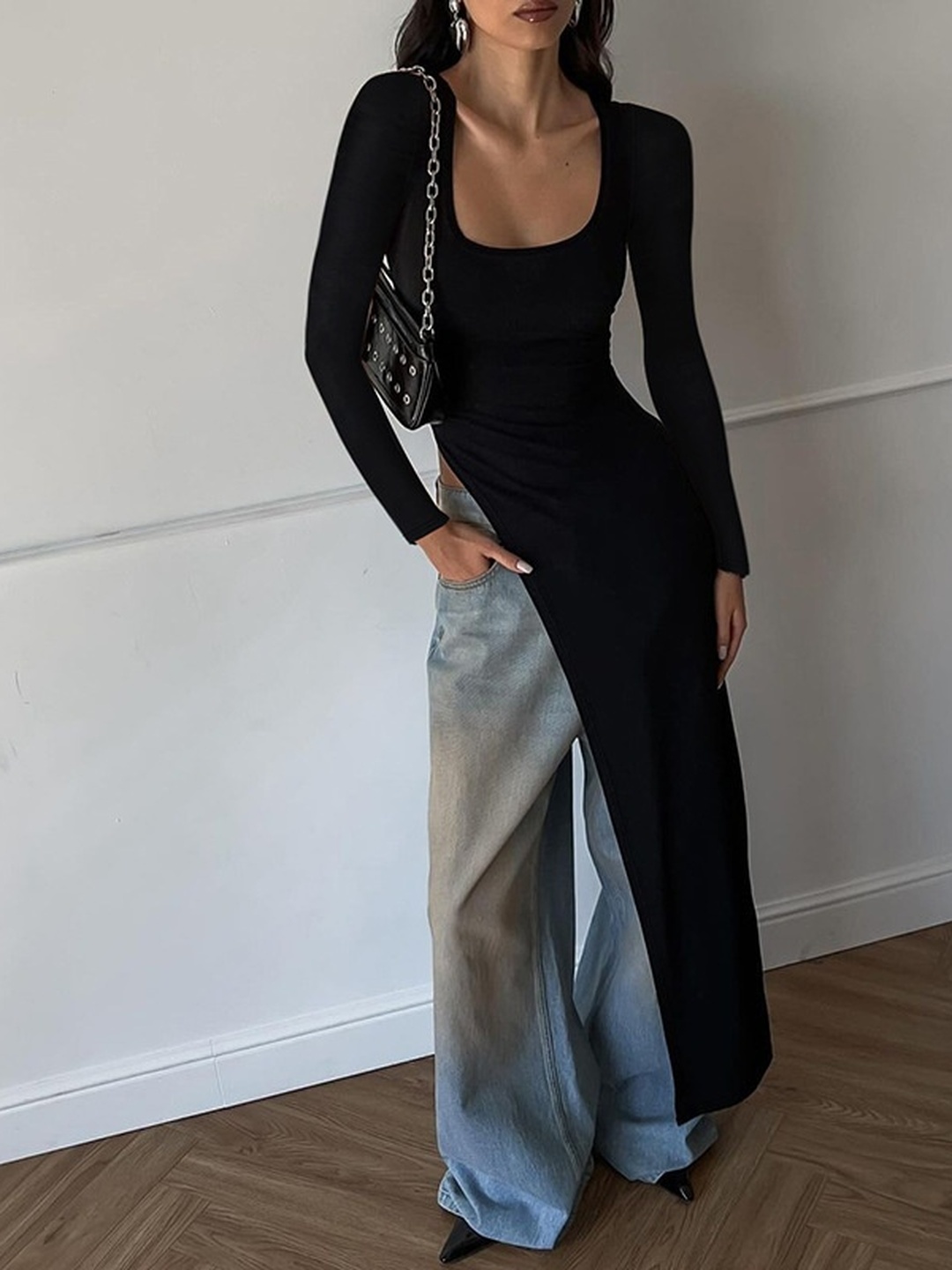 Black U-Neck Side Split Long Sleeve Top