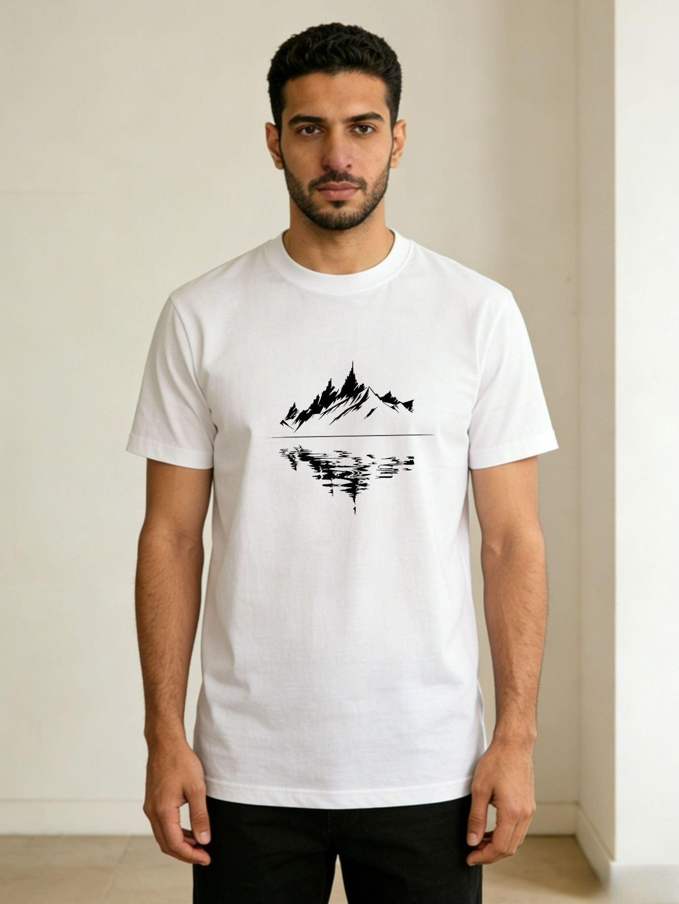 Men Graphic Print Round Neck T-Shirt