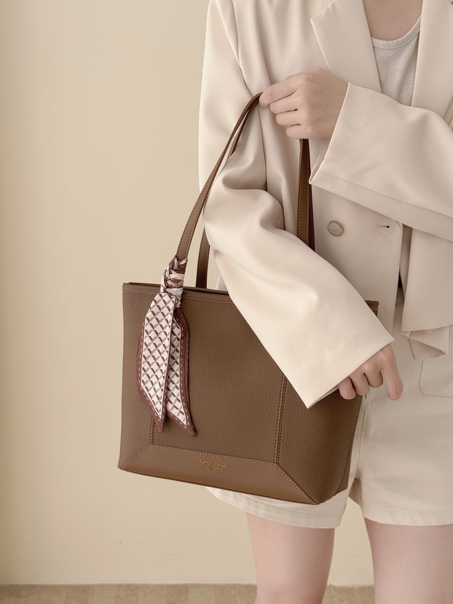 Textured Shoulder Bag