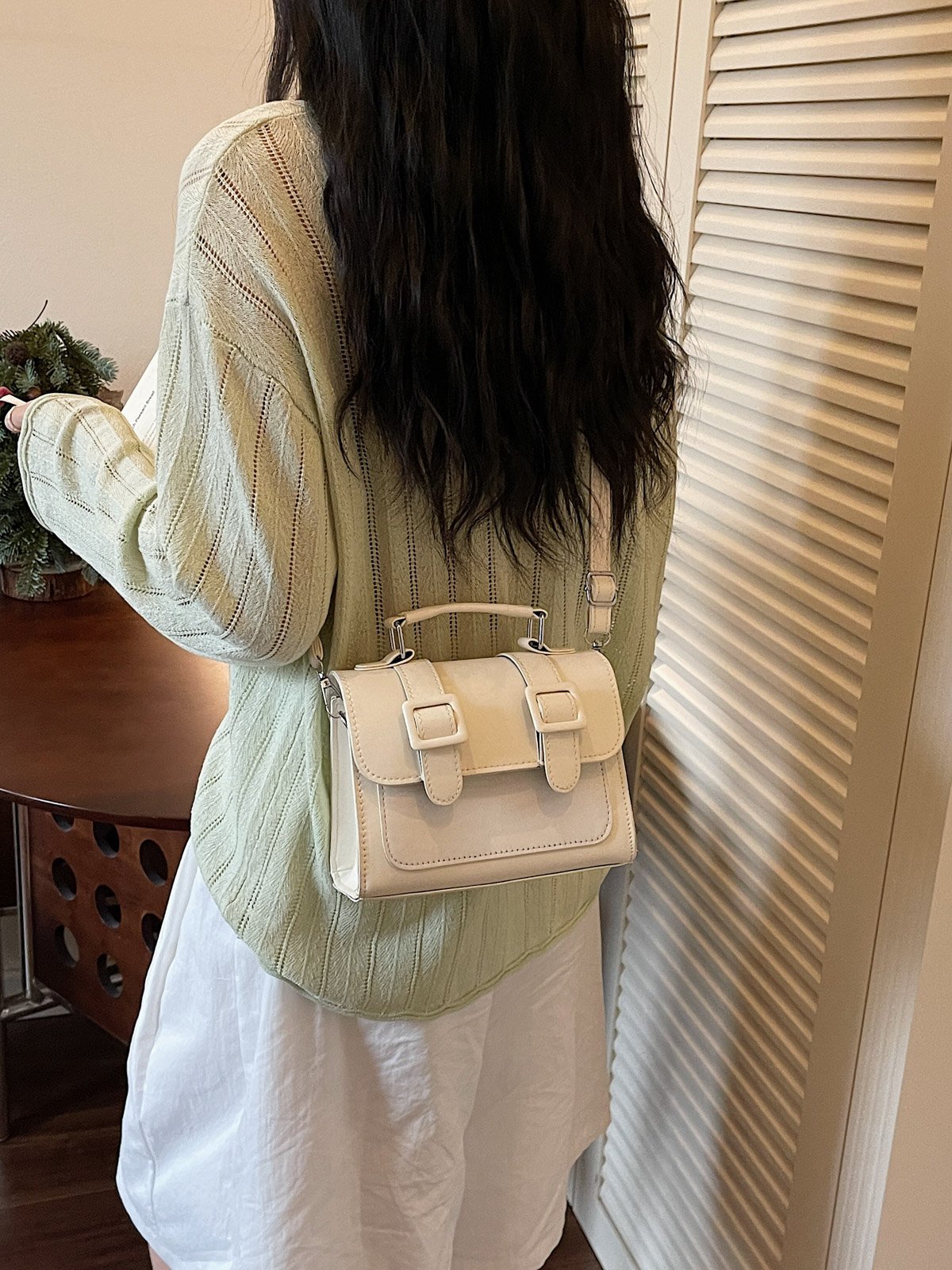 Solid Flap Handbag with Detachable Strap