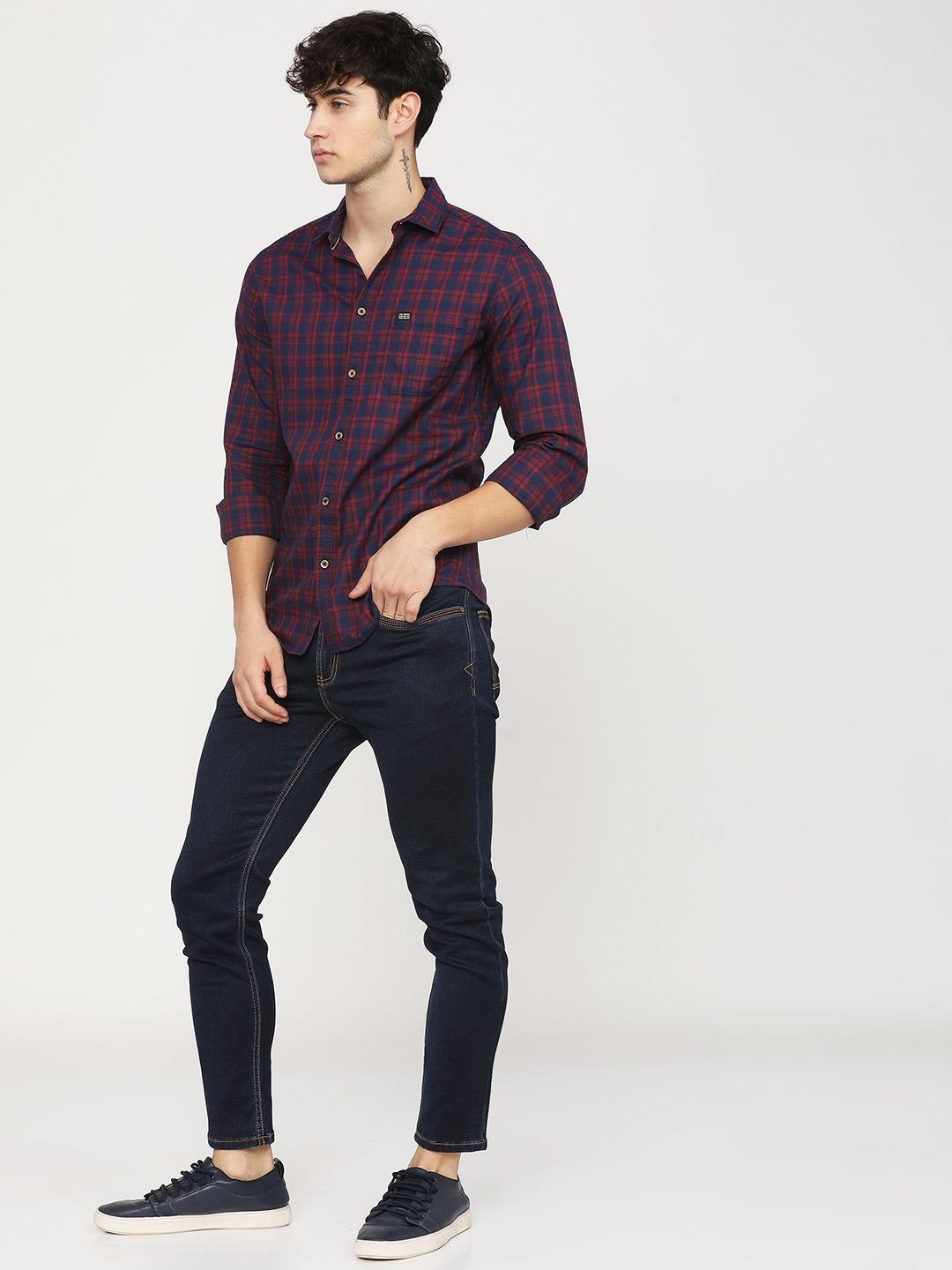 Men Slim Fit Other Checks Spread Collar Casual Shirt