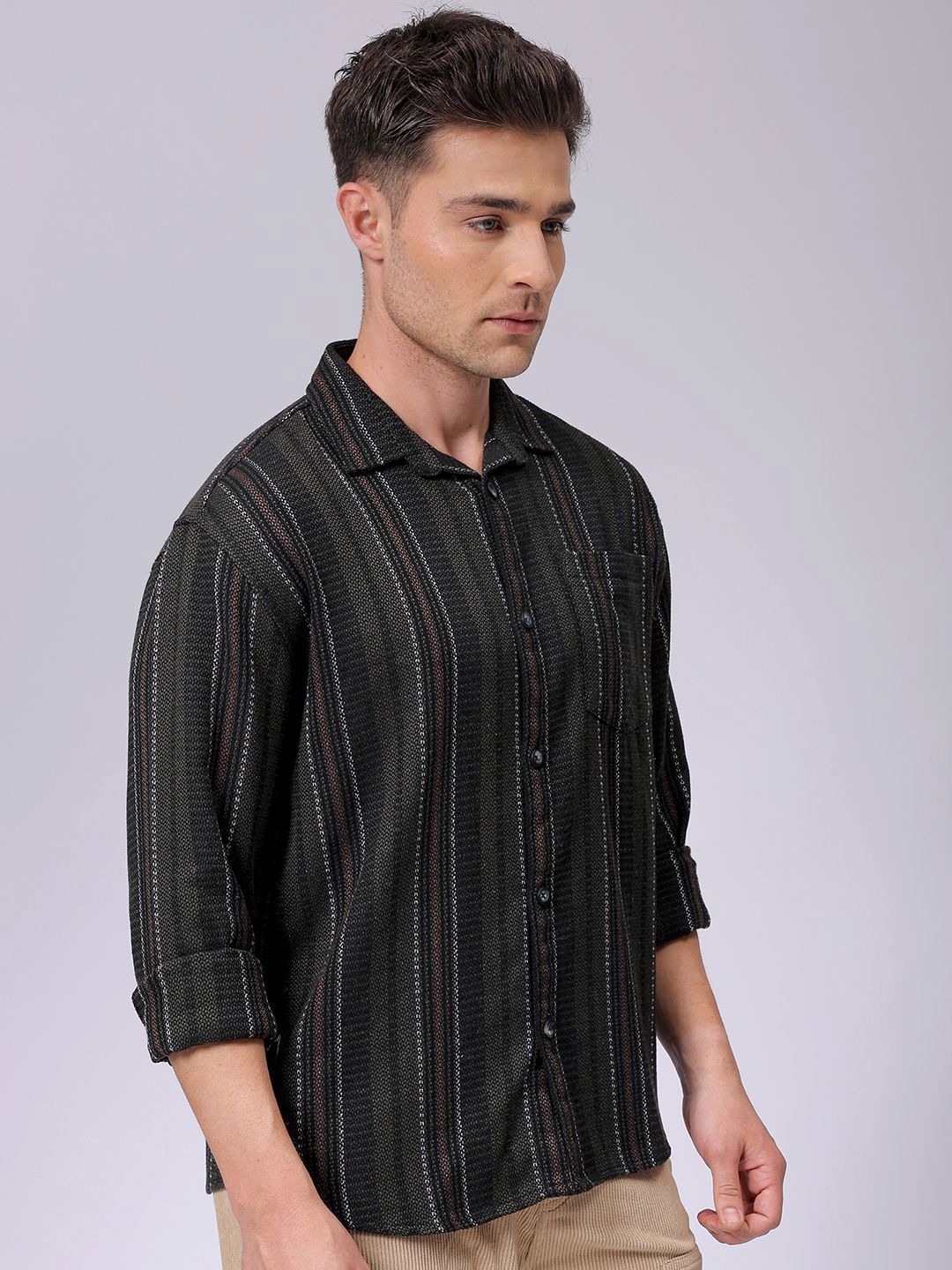Men Relaxed Striped Cutaway Collar Resort Shirt