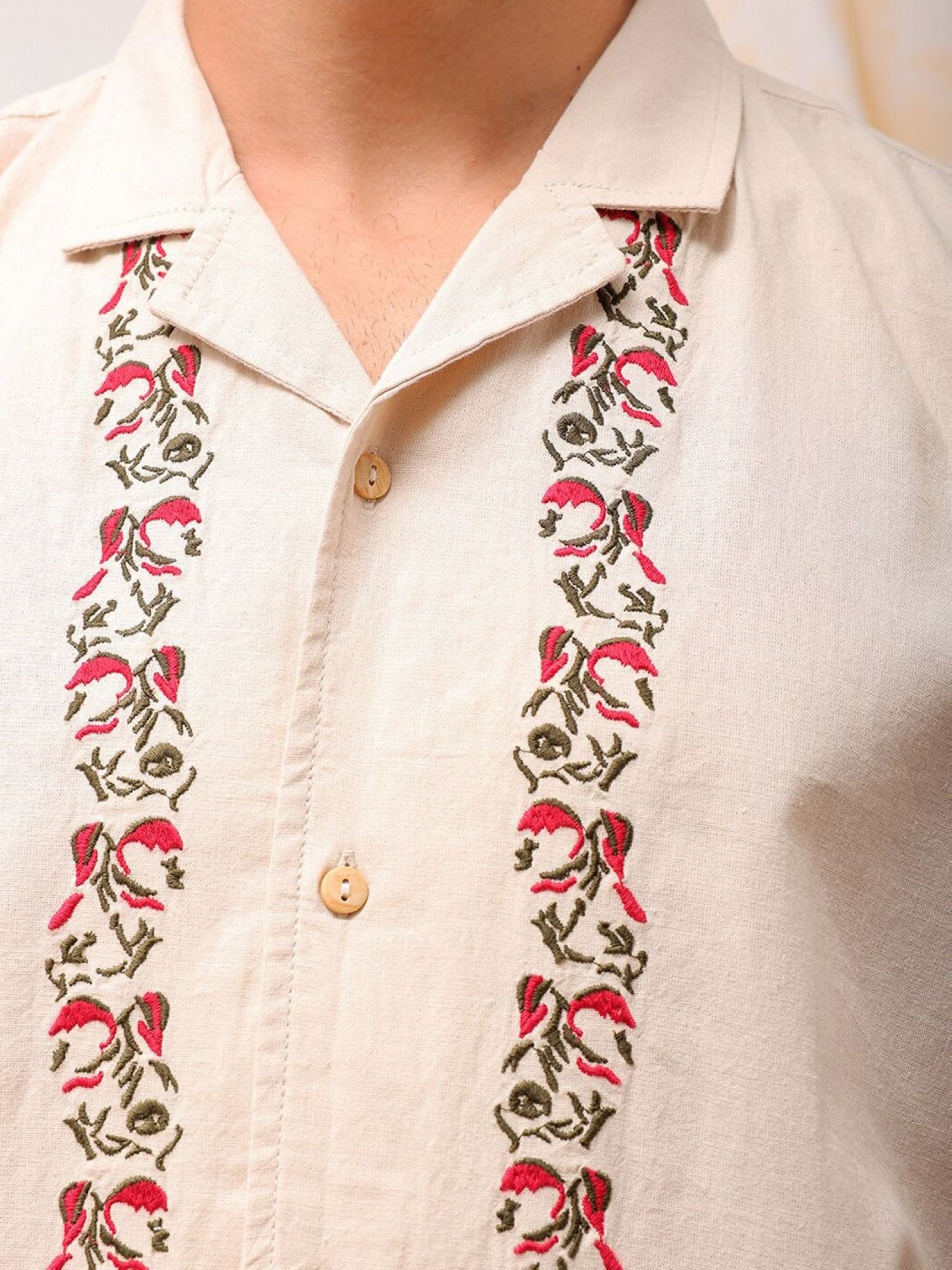Men Relaxed Fit Embroidery Cuban Collar Resort Shirt