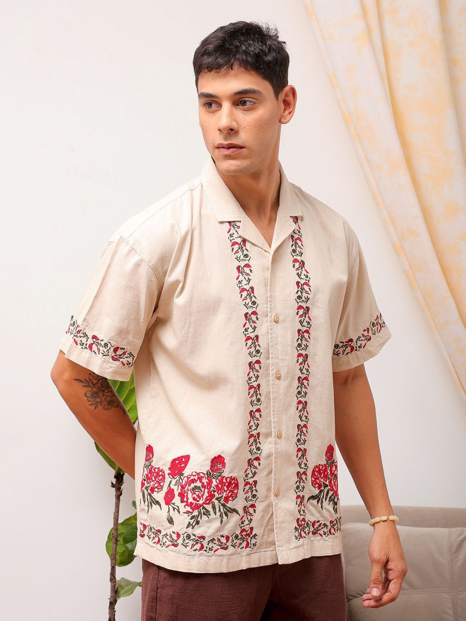 Men Relaxed Fit Embroidery Cuban Collar Resort Shirt