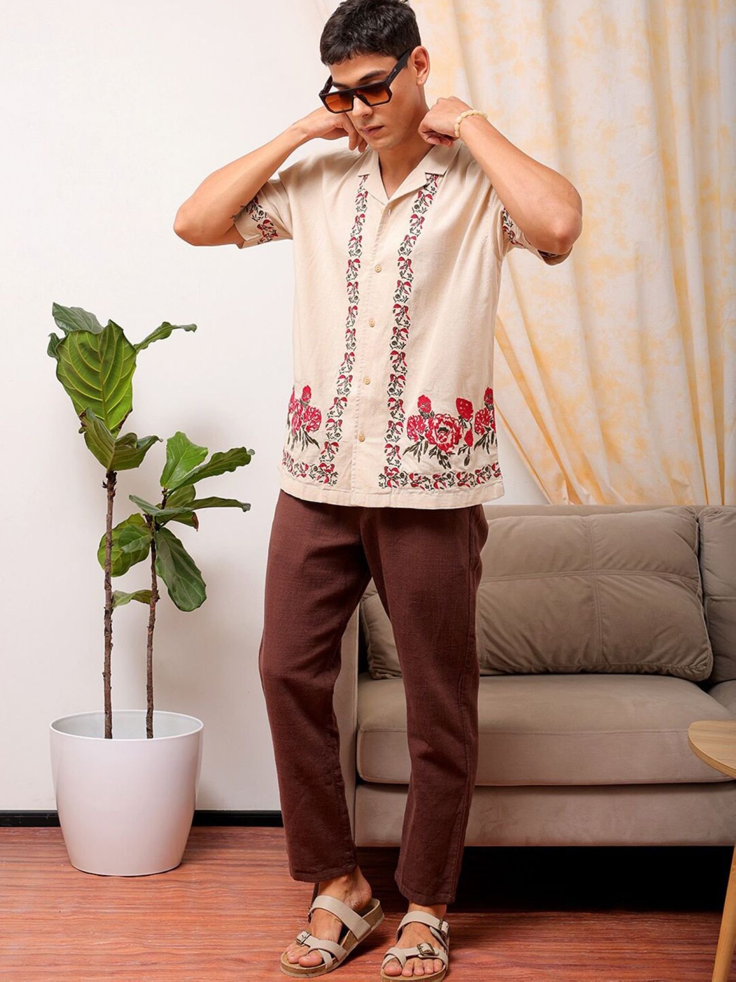 Men Relaxed Fit Embroidery Cuban Collar Resort Shirt