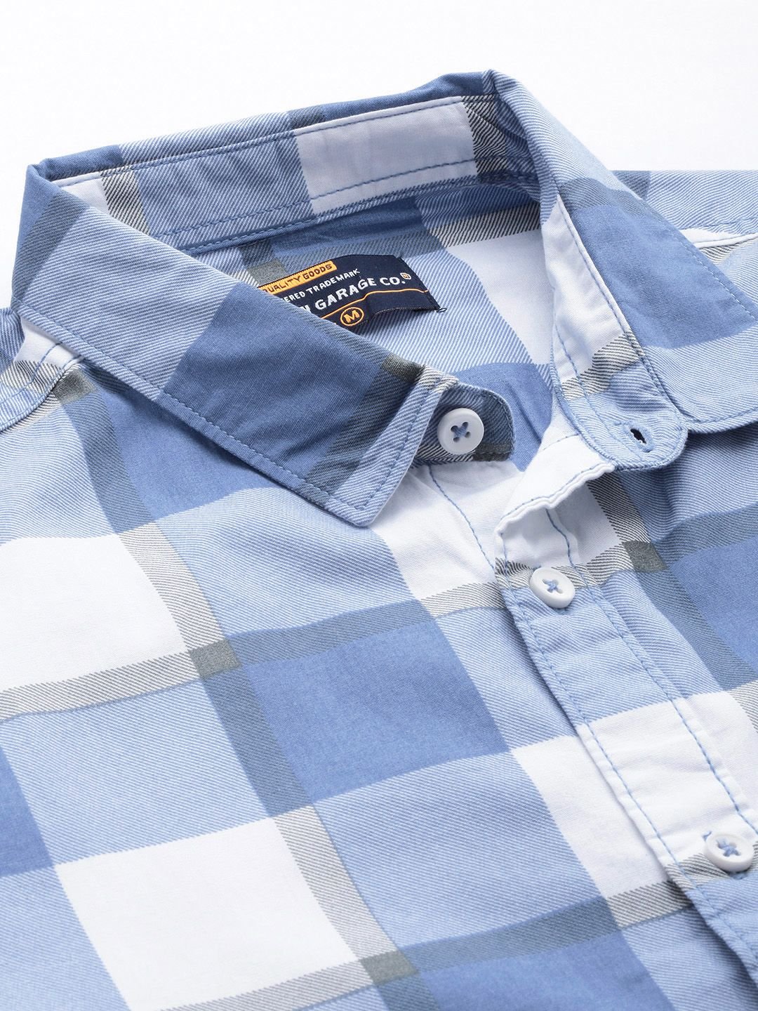 Men Regular Fit Checked Cutaway Collar Casual Shirt