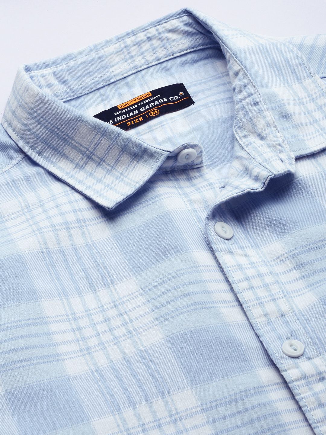 Men Regular Fit Checked Cutaway Collar Casual Shirt