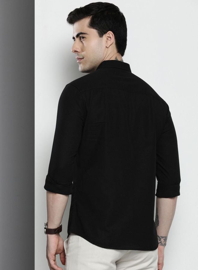 Men Regular Fit Solid Cutaway Collar Casual Shirt