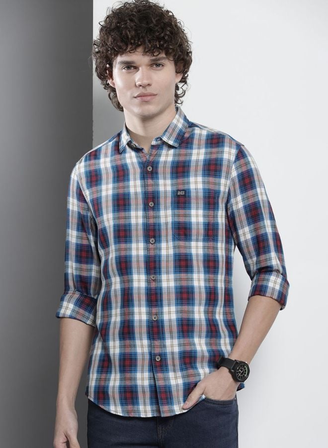 Men Regular Fit Checkered Cutaway Collar Casual Shirt