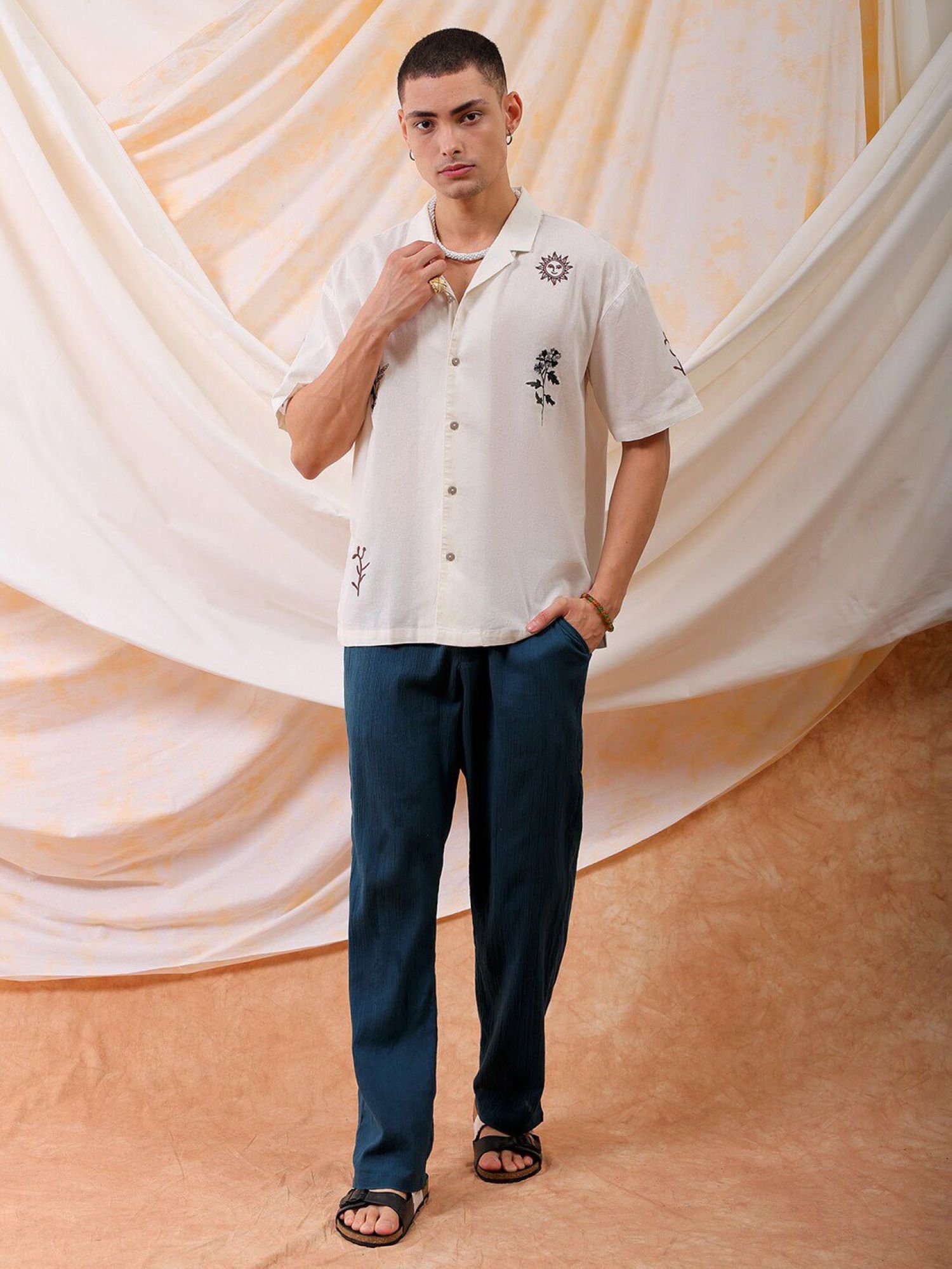 Men Relaxed Fit Embroidery Cuban Collar Resort Shirt