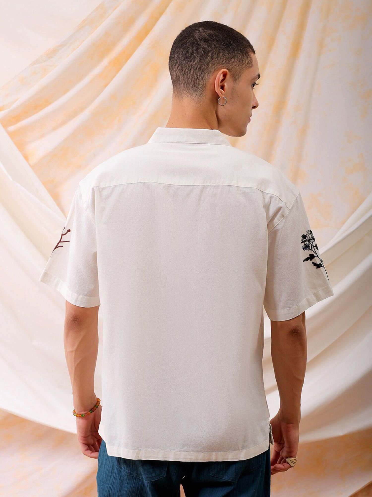 Men Relaxed Fit Embroidery Cuban Collar Resort Shirt