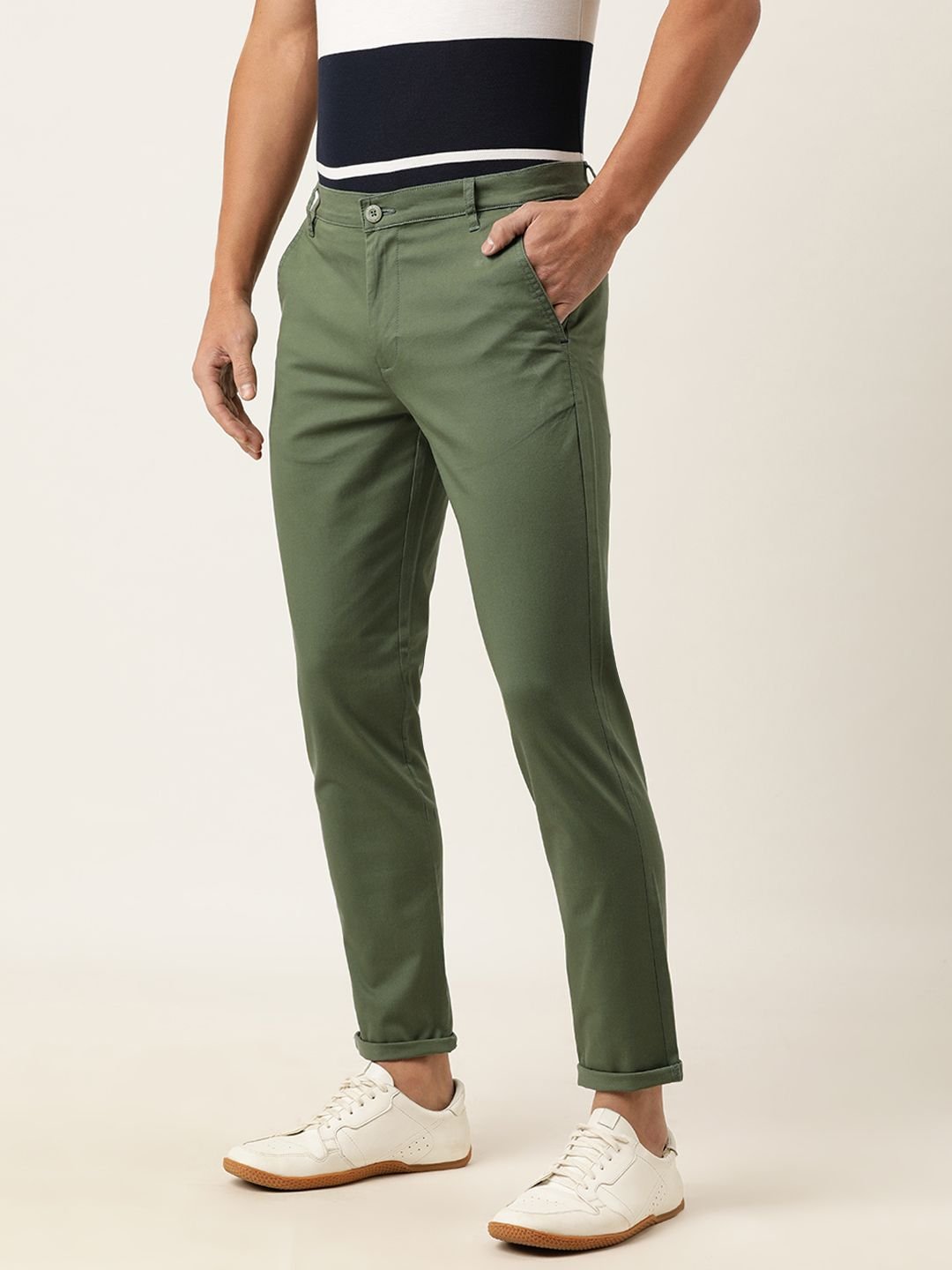 Men Slim Fit Mid Rise Chinos