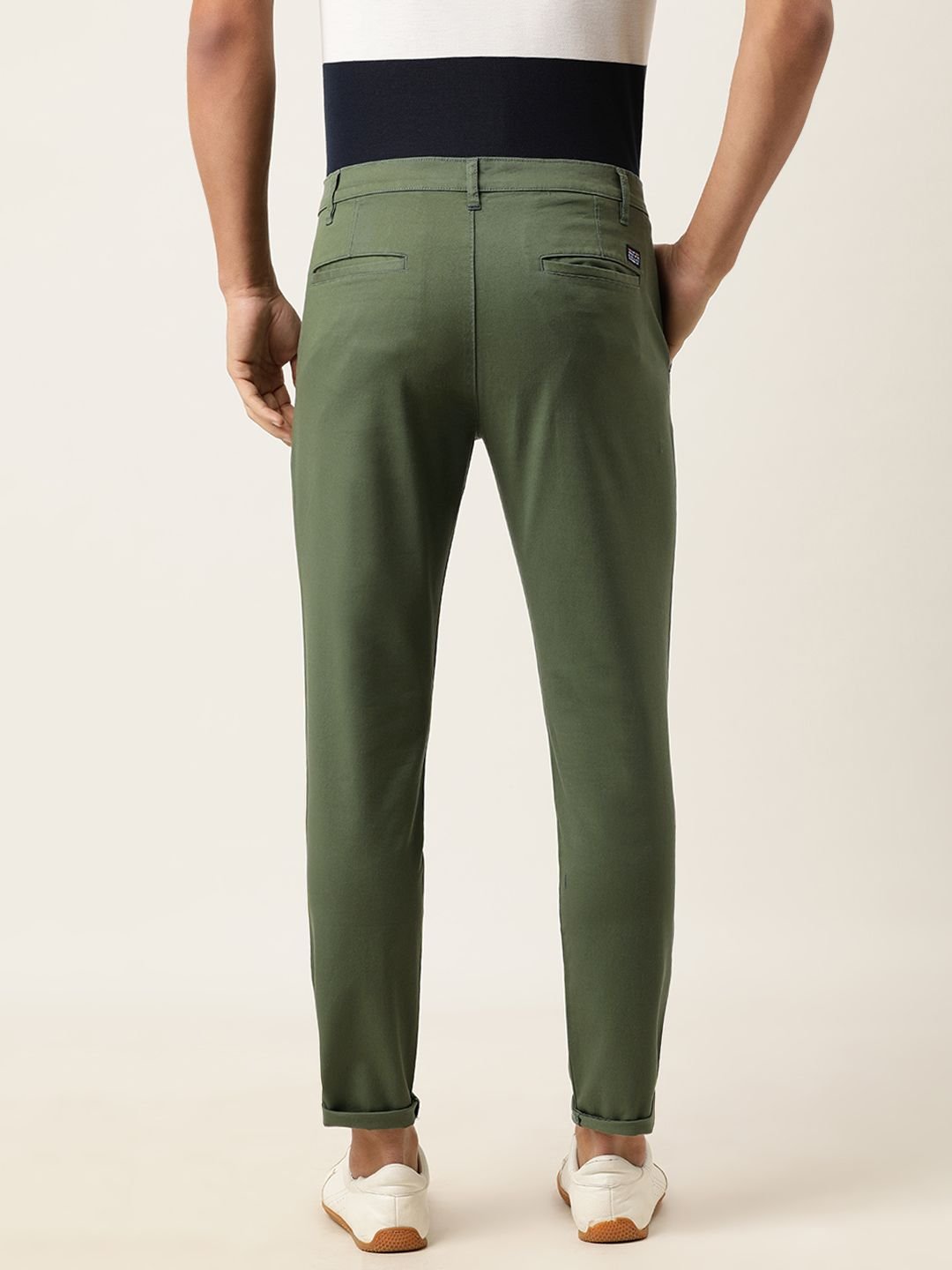 Men Slim Fit Mid Rise Chinos