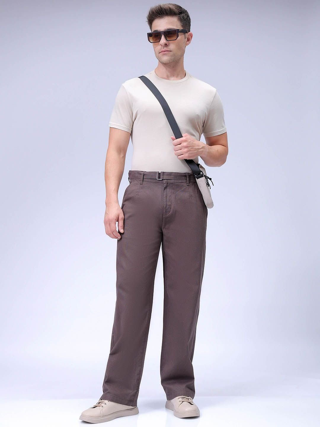 Men Baggy Fit Mid Rise Trousers