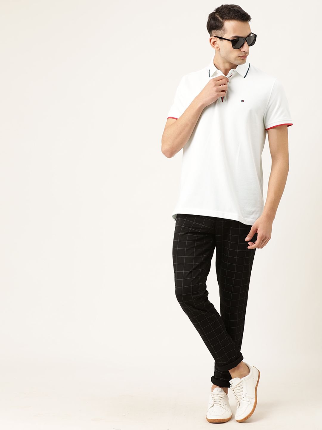 Men Slim Fit Mid Rise Chinos