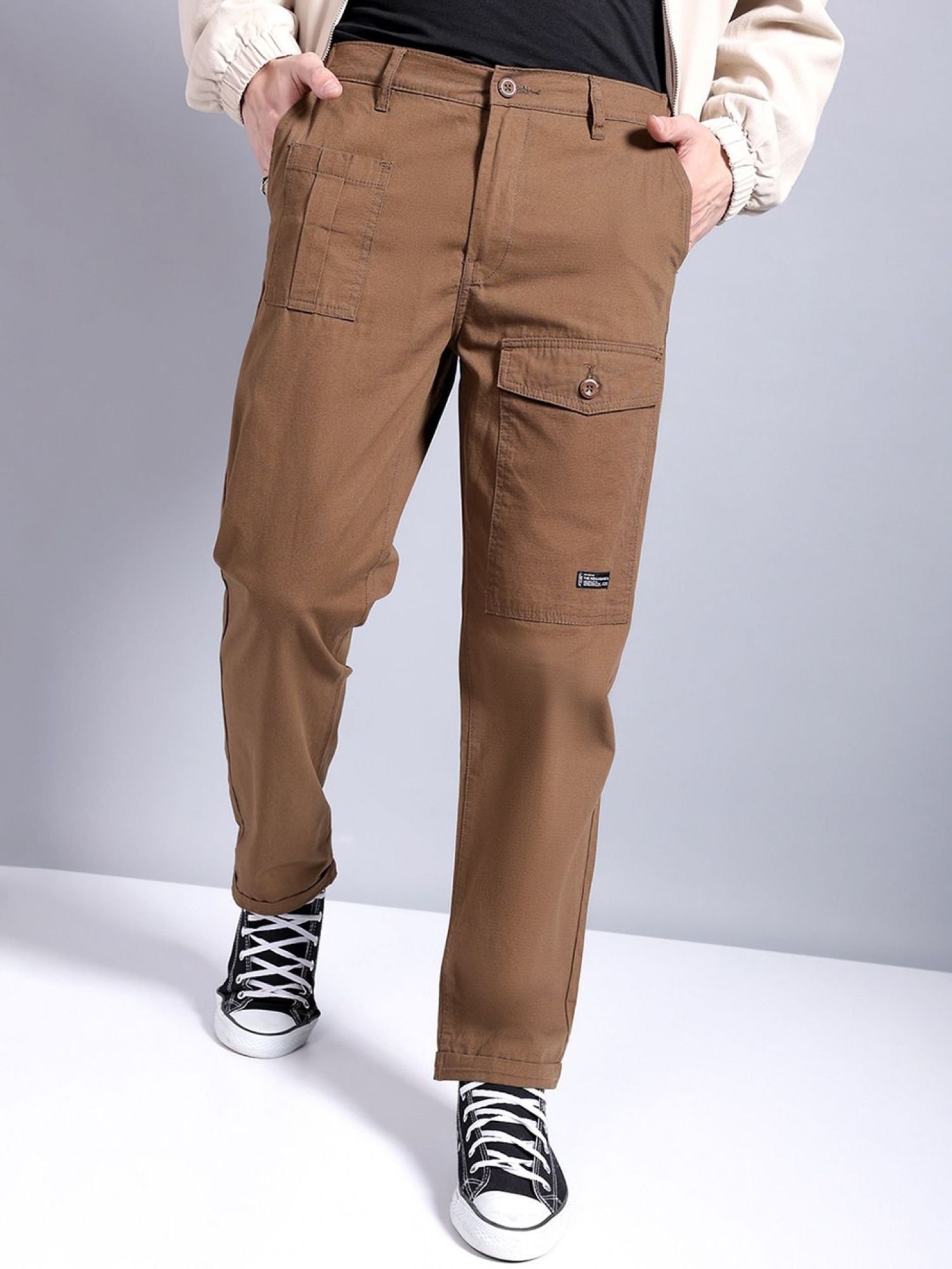 Men Relaxed Fit Mid Rise Trousers
