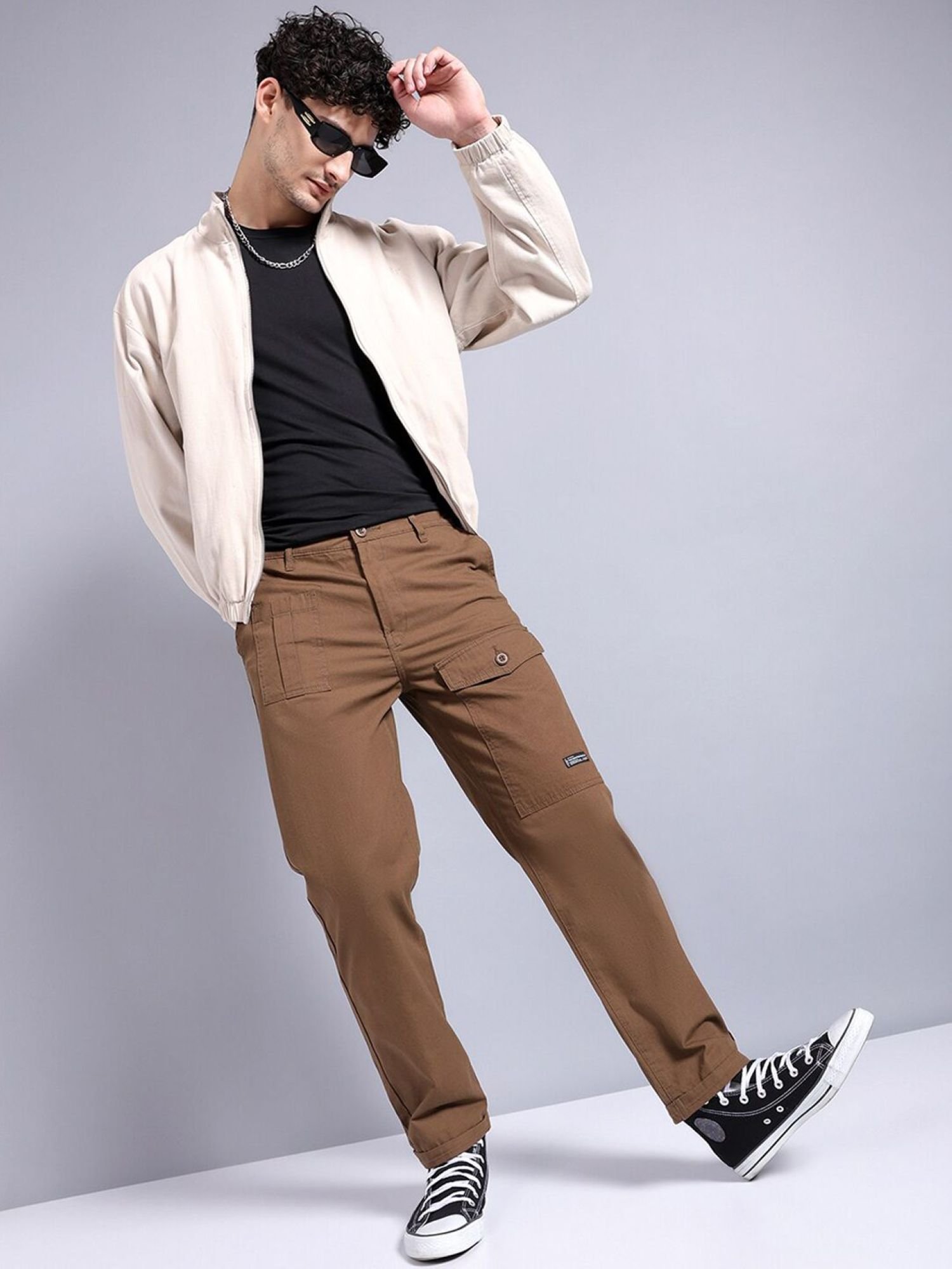 Men Relaxed Fit Mid Rise Trousers