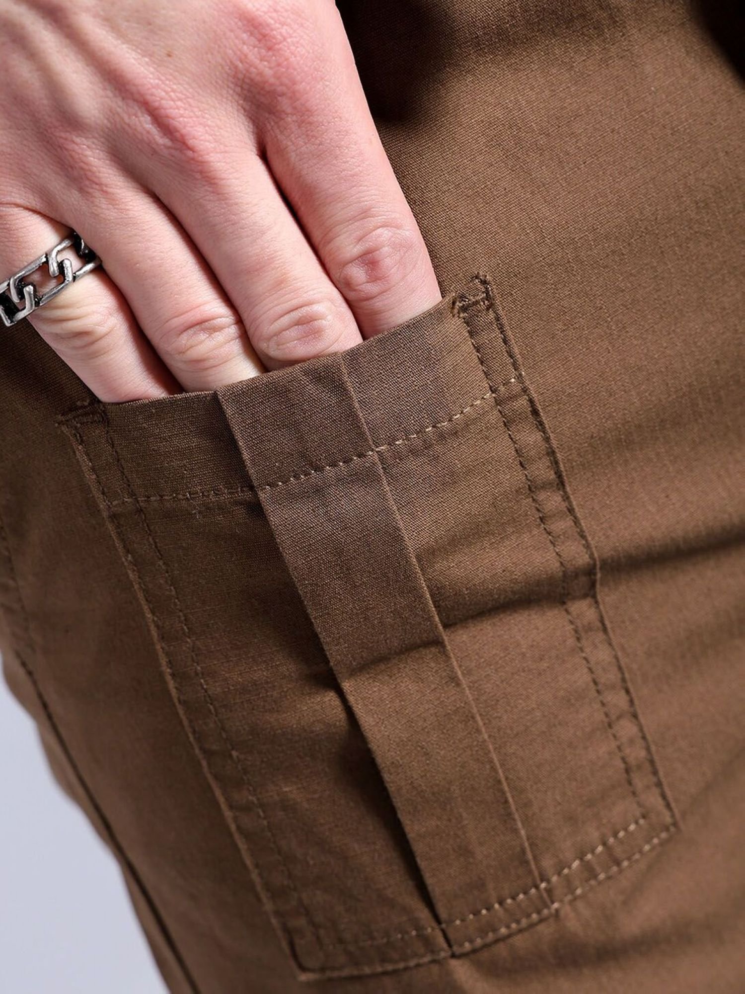 Men Relaxed Fit Mid Rise Trousers