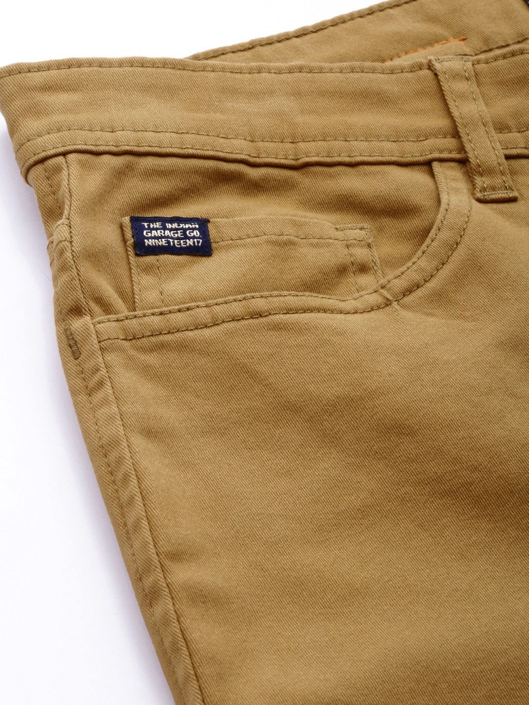 Men Slim Fit Mid Rise Chinos