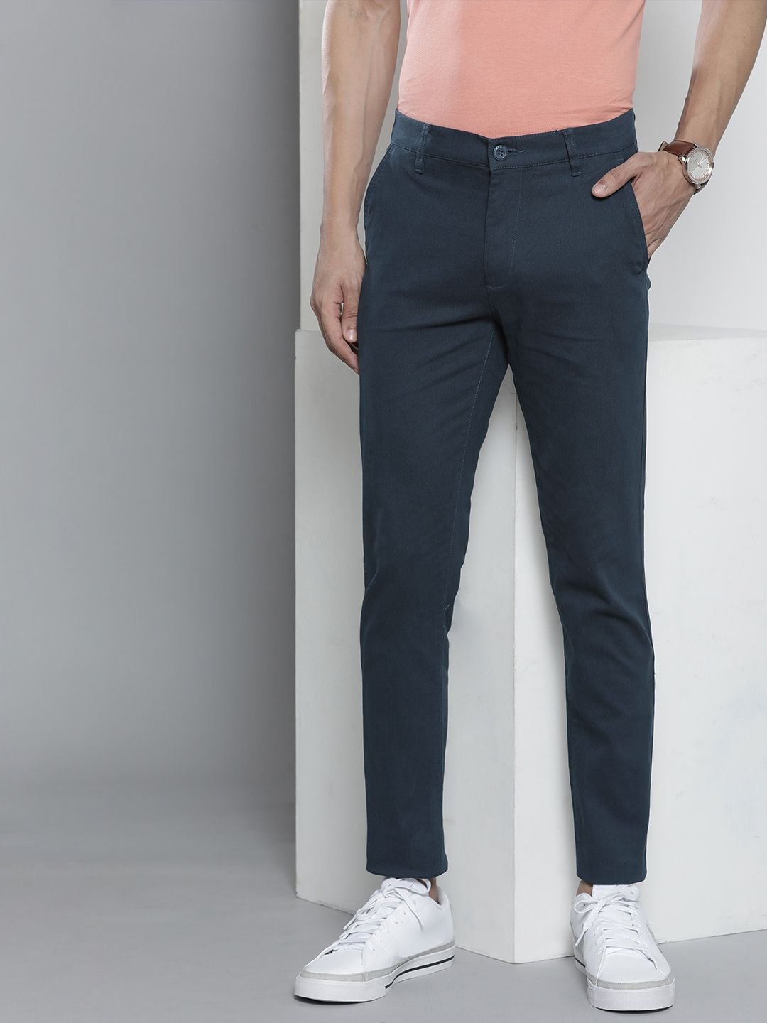 Men Slim Fit Mid Rise Chinos