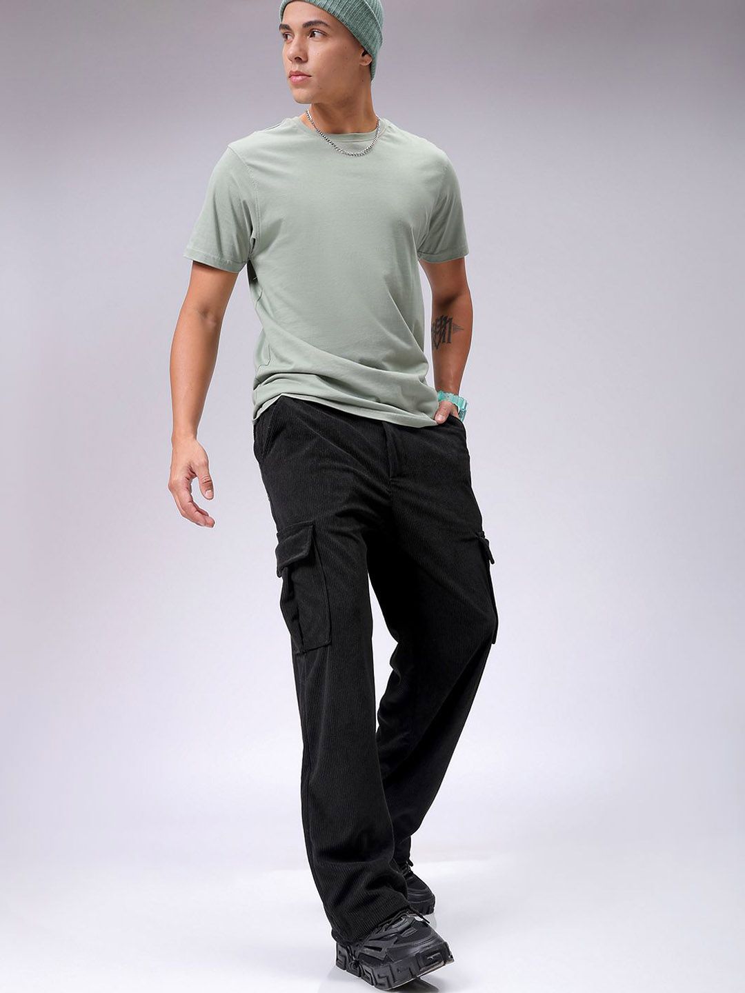 Men Baggy Fit Mid Rise Cargo