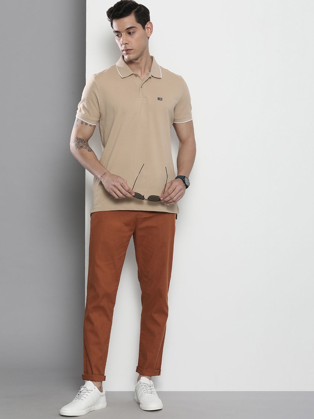 Men Slim Fit Mid Rise Linen Trousers
