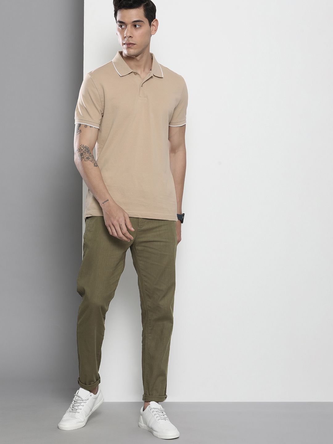 Men Slim Fit Mid Rise Linen Trousers