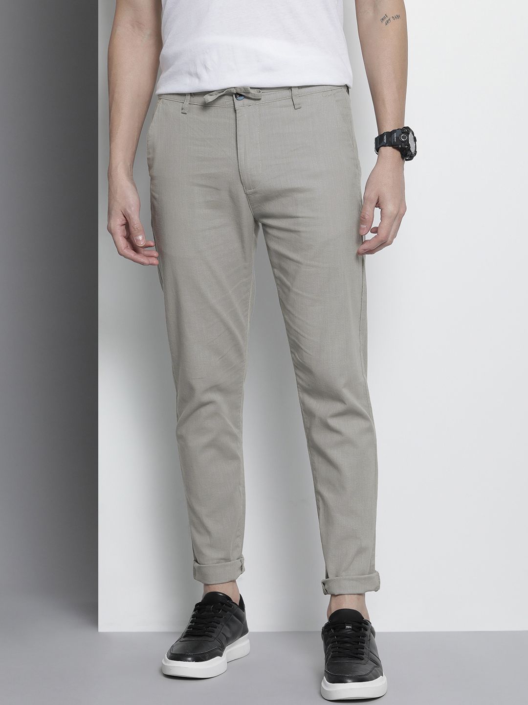 Men Slim Fit Mid Rise Linen Trousers