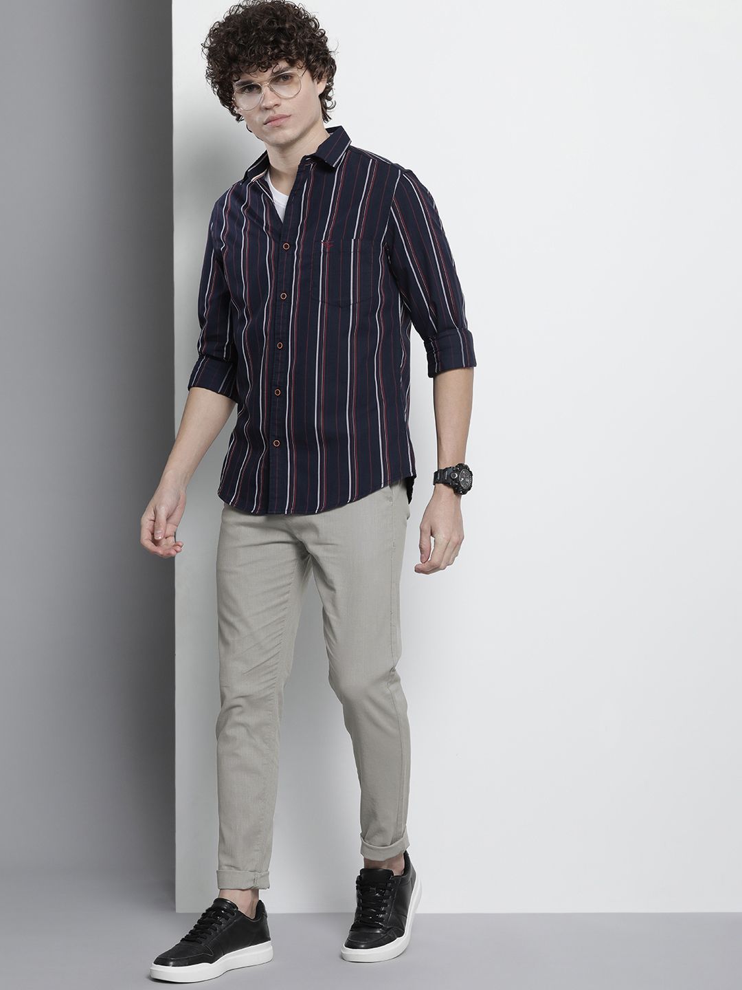 Men Slim Fit Mid Rise Linen Trousers