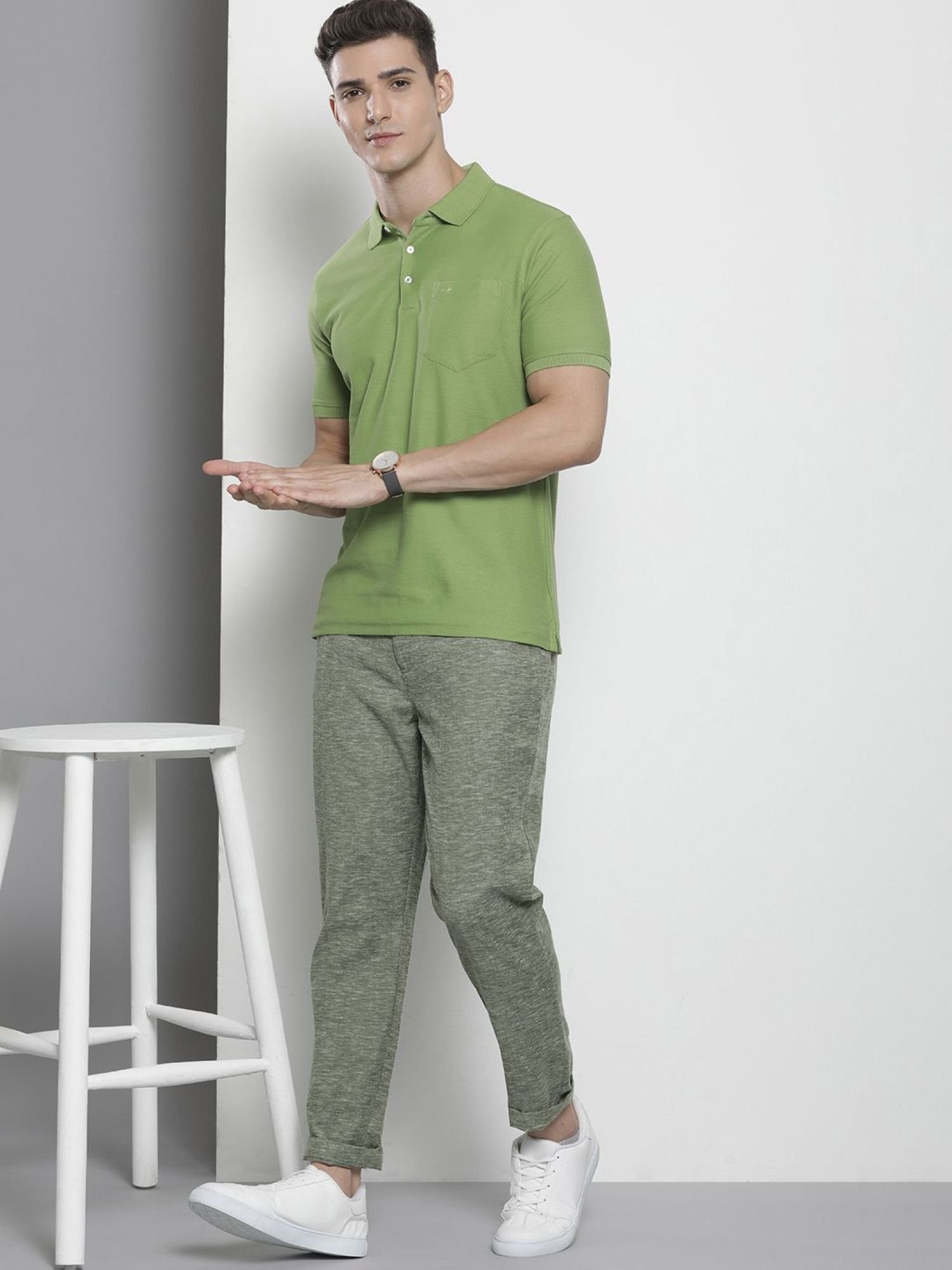 Men Slim Fit Mid Rise Pants