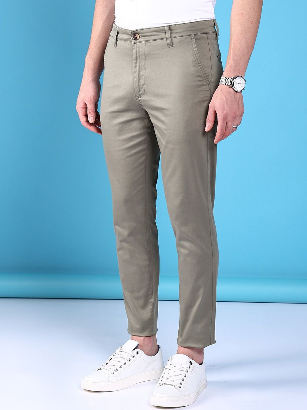 Men Slim Fit Mid Rise Chinos