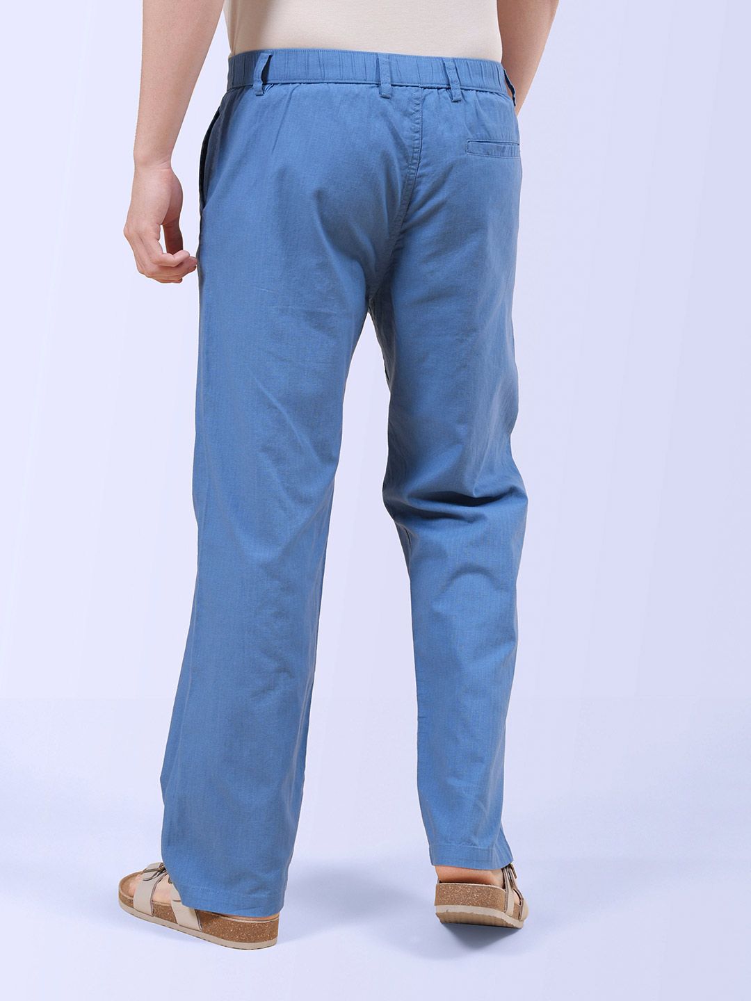 Men Relaxed Fit Mid Rise Trousers