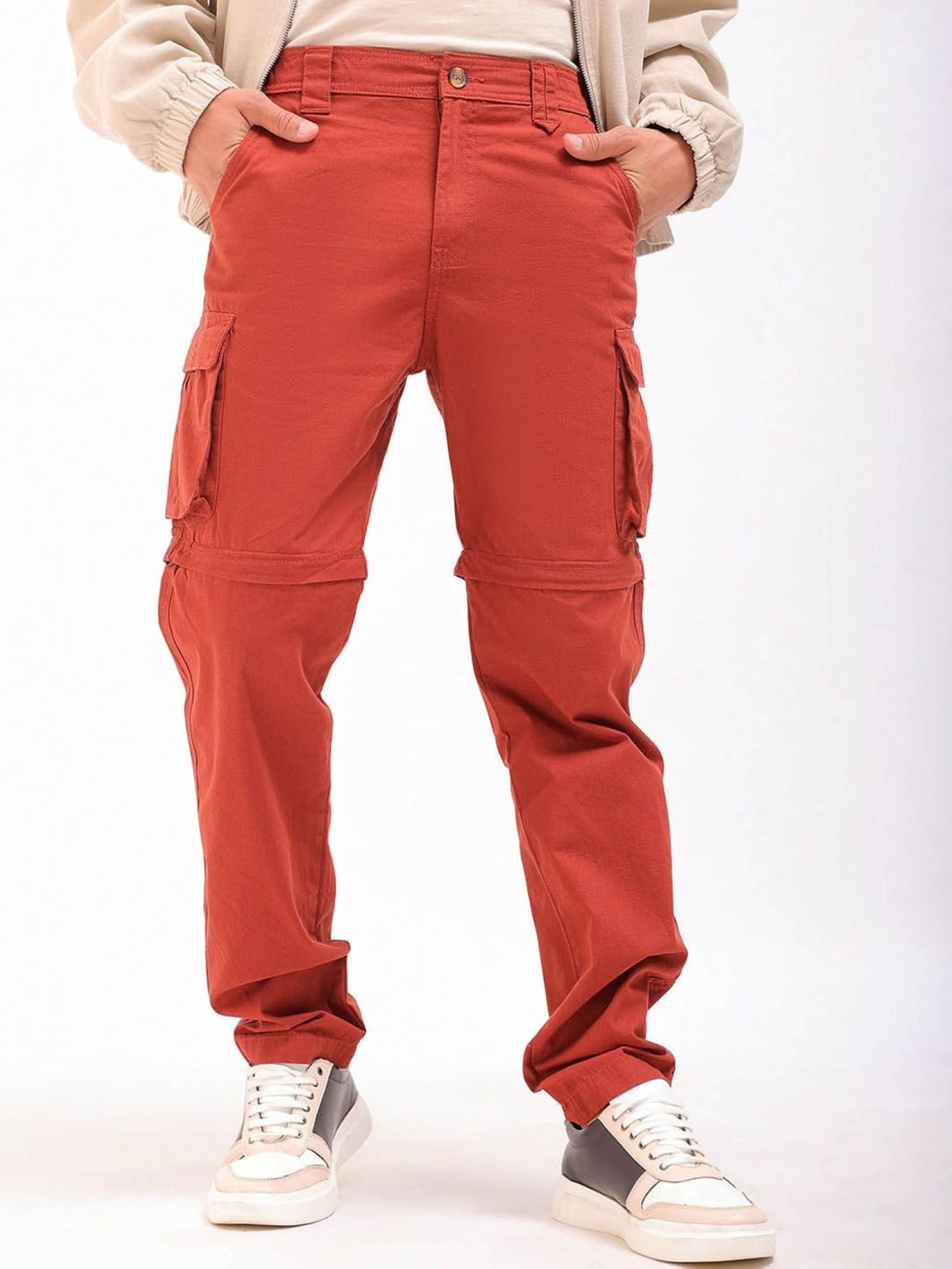 Men Relaxed Fit Mid Rise Cargo
