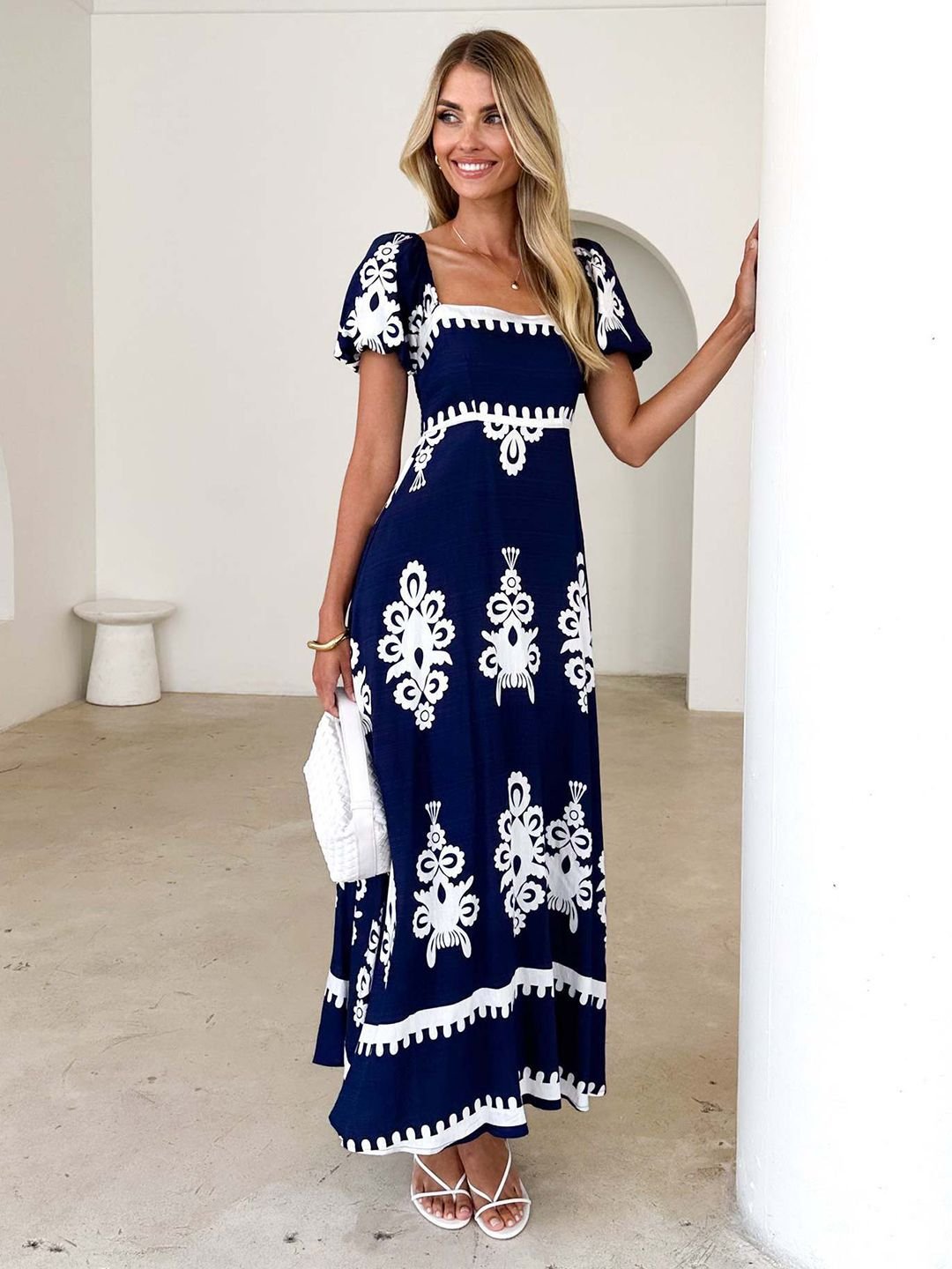 Blue and White Printed Square Neck Short Sleeves Maxi Dress