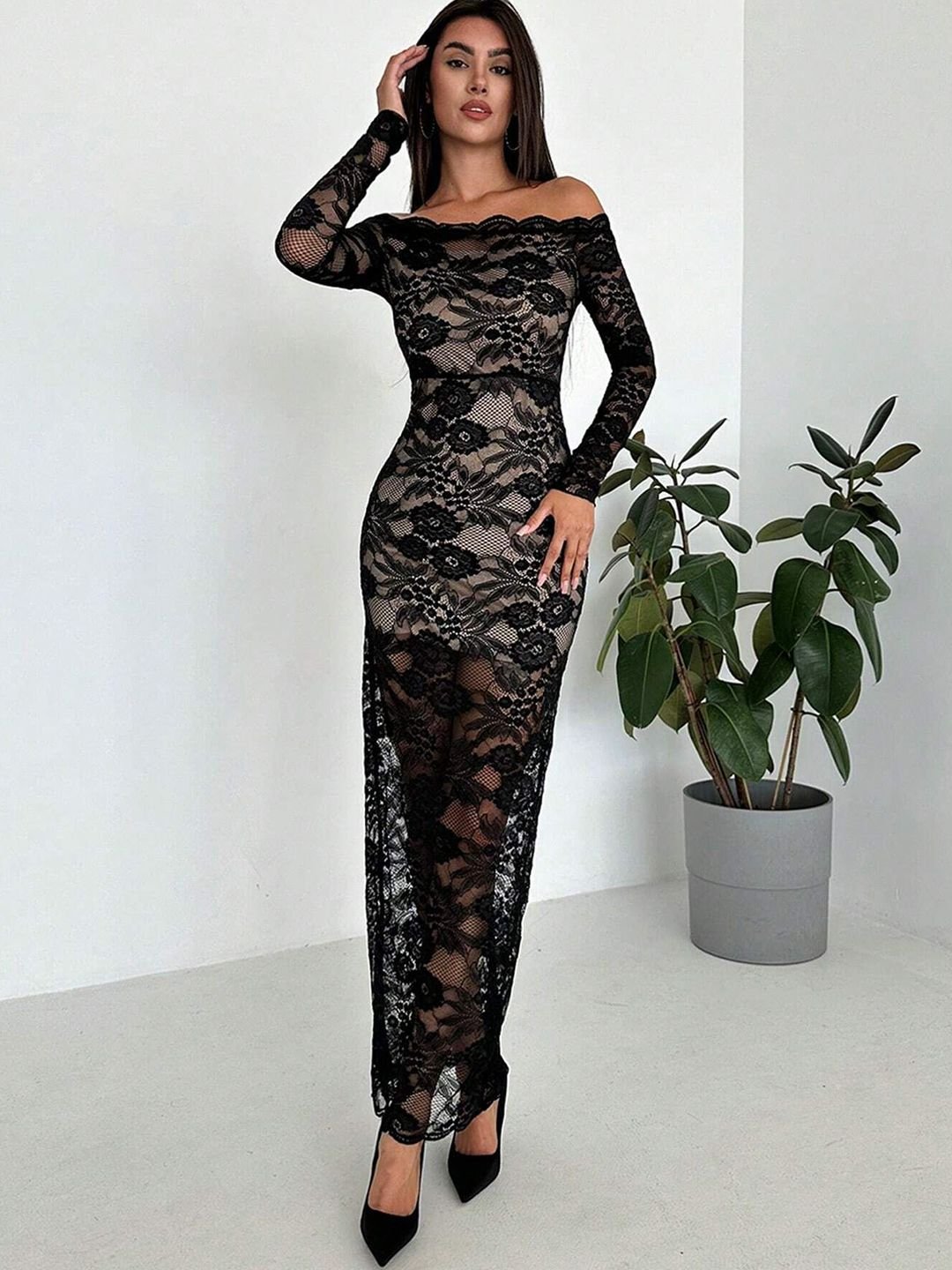 Black Nylon Bodycon Sweetheart Neck Solid Dress