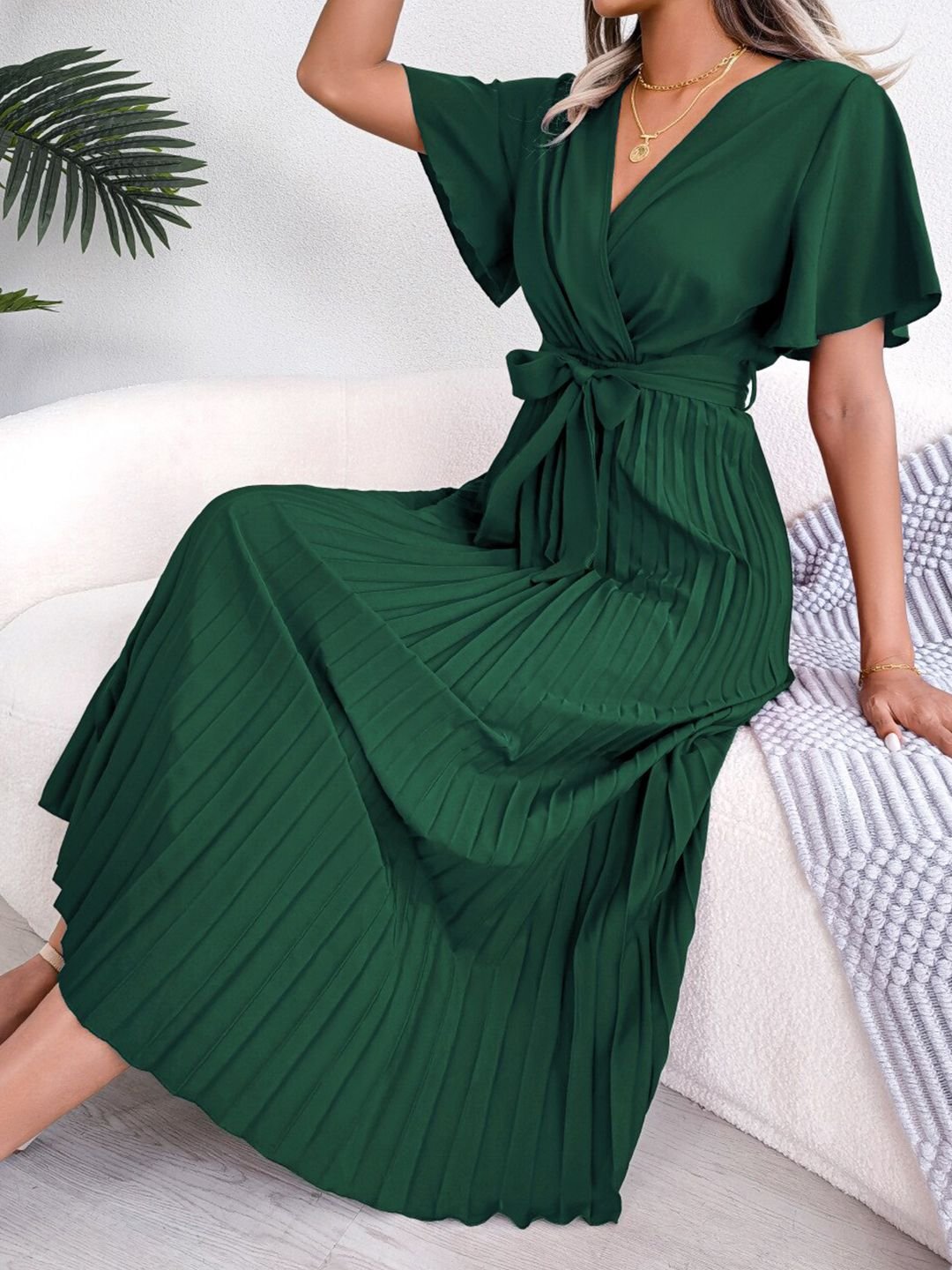 Emerald Green V-Neck Pleated Maxi Dress with Belt