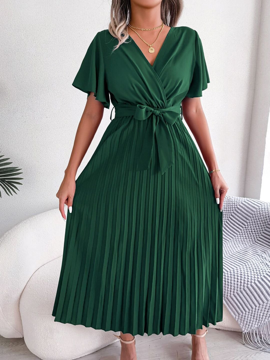 Emerald Green V-Neck Pleated Maxi Dress with Belt