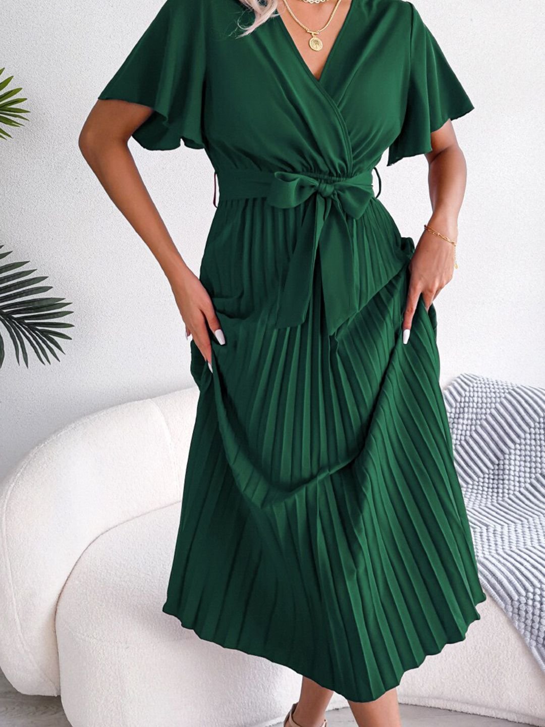 Emerald Green V-Neck Pleated Maxi Dress with Belt