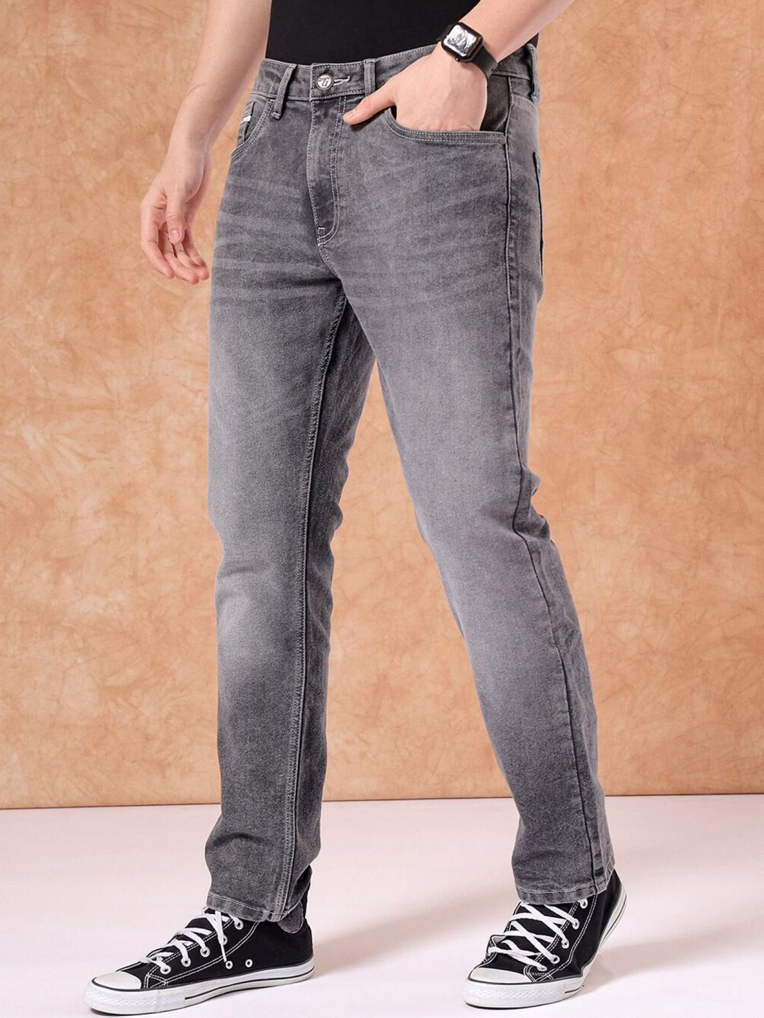 Men Slim Straight Fit Mid Rise Stretchable Jeans