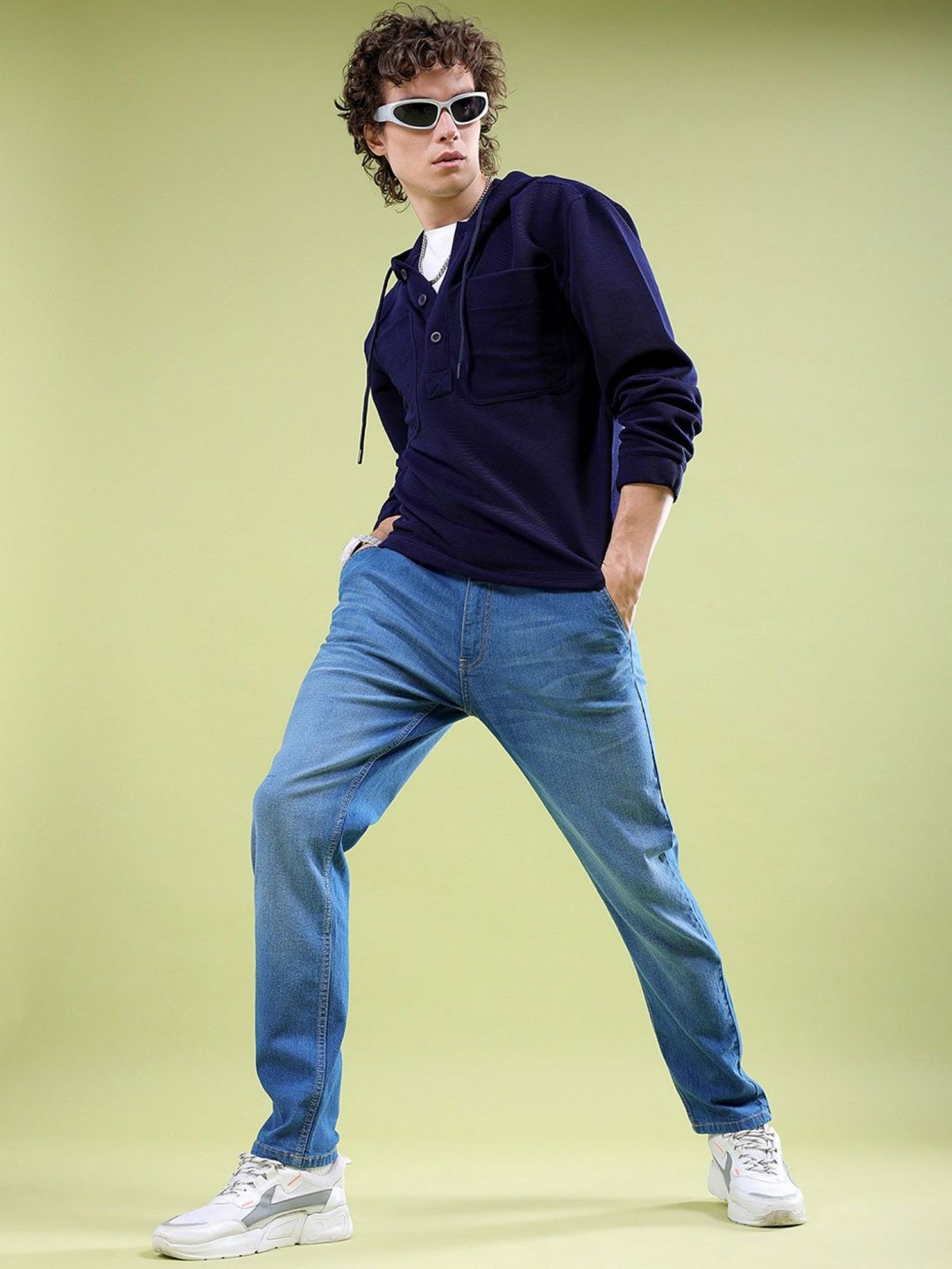 Men Slim Fit Mid Rise Jeans