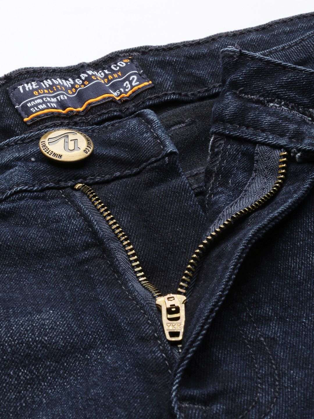 Men Carrot Fit Mid Rise Stretchable Jeans