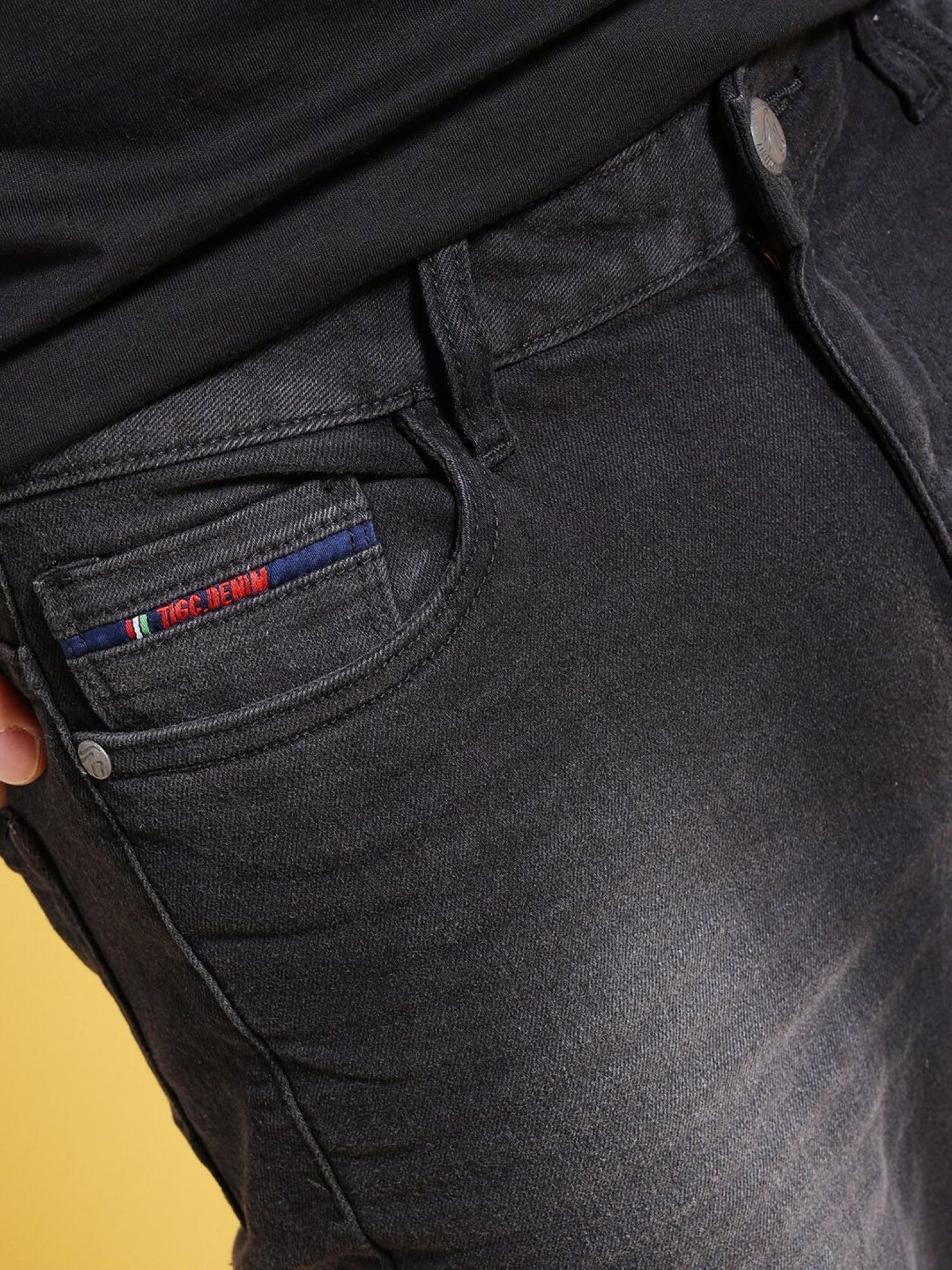 Men Bootcut Mid Rise Stretchable Jeans