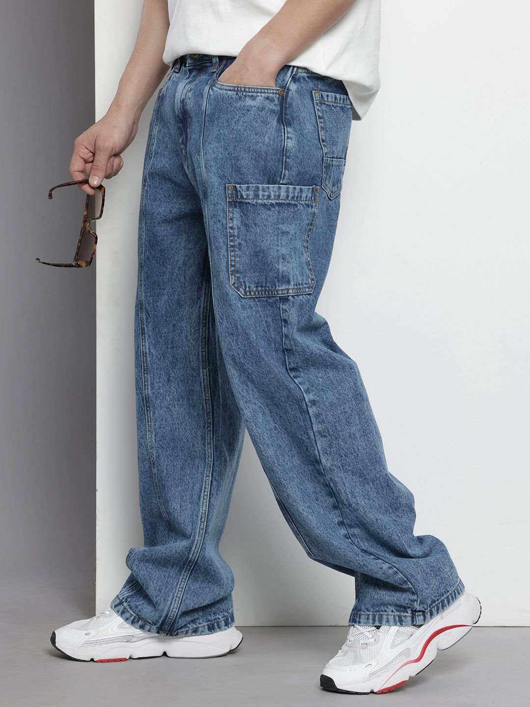 Men Wide Leg Mid Rise Jeans