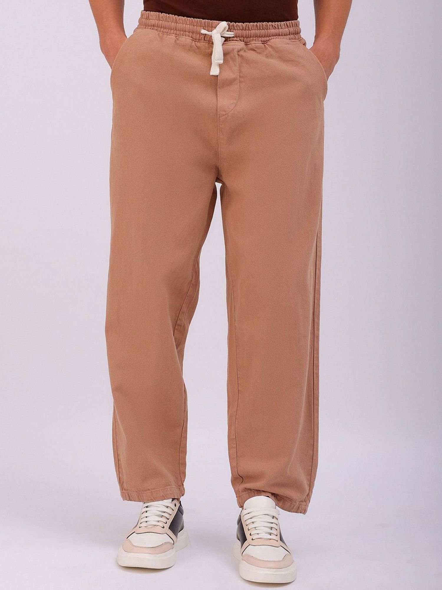 Men Barrel Loose Fit Mid Rise Denim Joggers