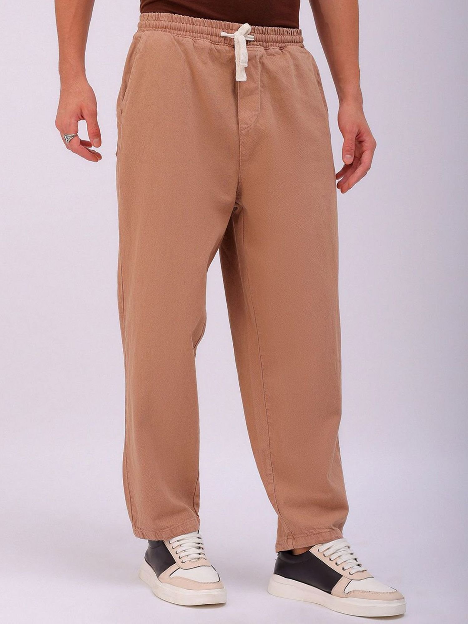 Men Barrel Loose Fit Mid Rise Denim Joggers