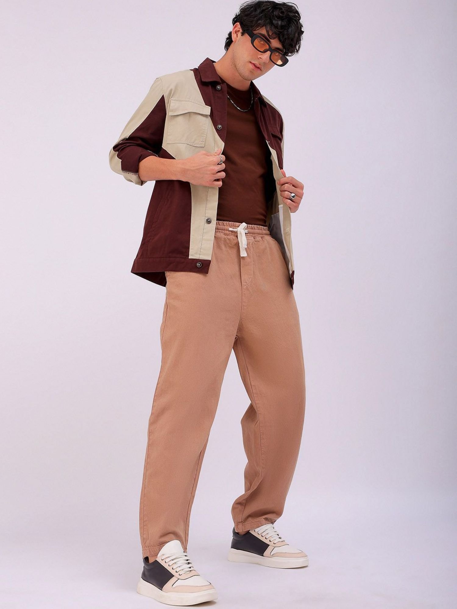Men Barrel Loose Fit Mid Rise Denim Joggers