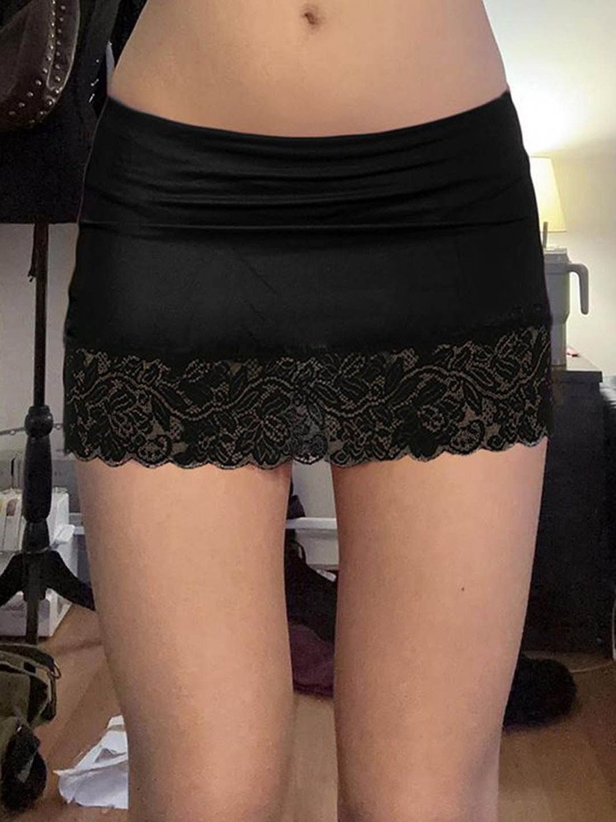 Black Solid Mini Skirt