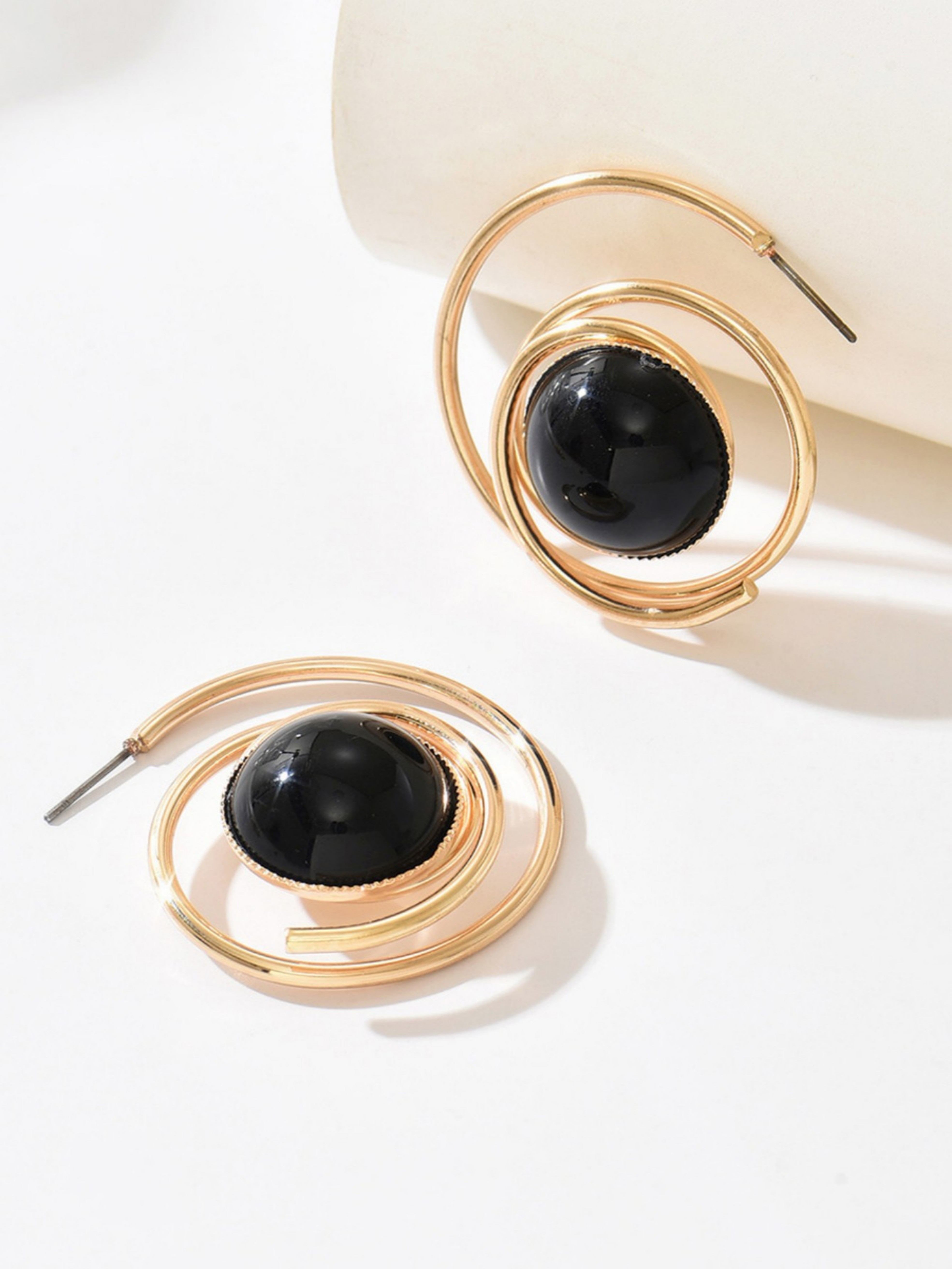 Black and Gold Spiral Hoop Earrings for Everyday Style