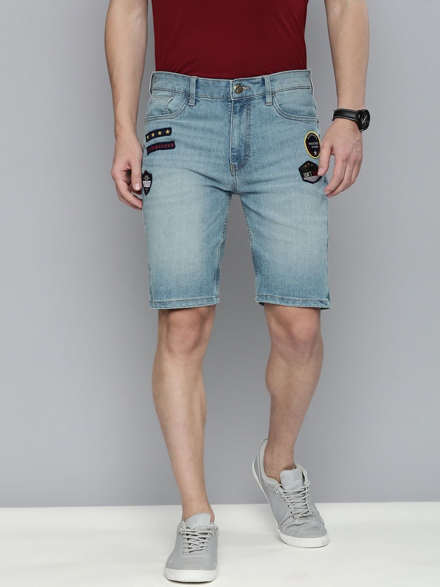 Men Slim Fit Solid Mid Rise Shorts