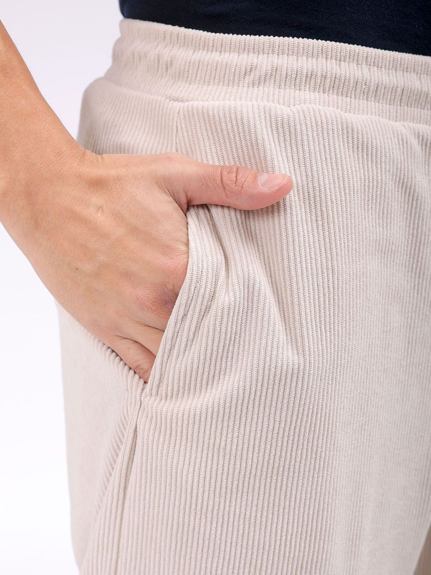 Men Baggy Tapered Fit Textured Mid-Rise Joggers